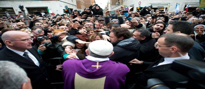 pape francois foule