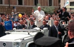 pape marche pour la vie